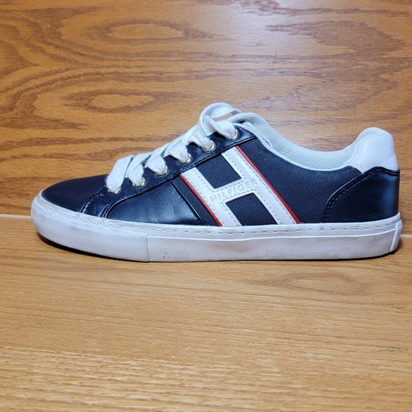 Tommy Hilfiger Lemii Shoes Sneakers Womens Navy Blue Size 5.5 M Logo - Picture 13 of 16